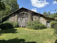 22 Barn Front[116248].jpg