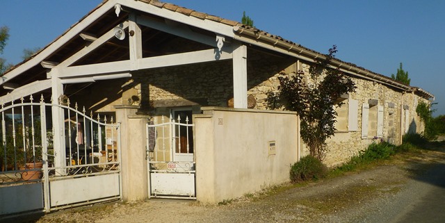 An interesting property offering large grounds in quiet Lot et Garonne countryside