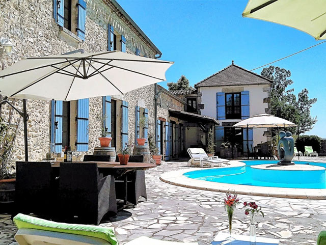 An interesting property offering large grounds in quiet Lot et Garonne countryside